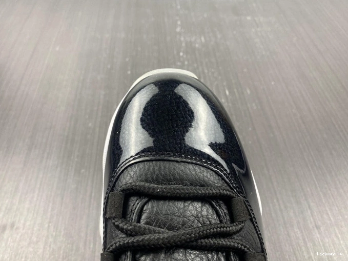 Cheap MAX Jordan 72-10 AV2187-001 11 Air Low Retro 0820